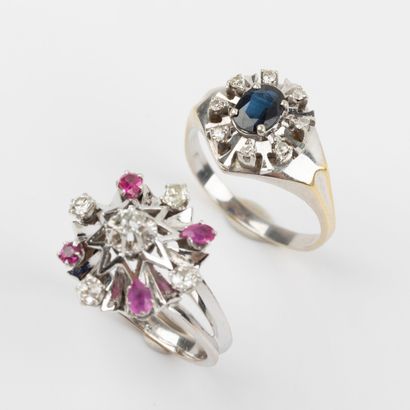 Daisy ring with old-cut diamonds and rubies
Gross...
