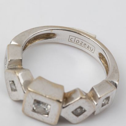 Modernist ring, brilliant-cut diamonds approx....