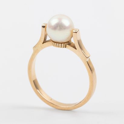 Cultured pearl ring diam: 6.6 mm approx,...