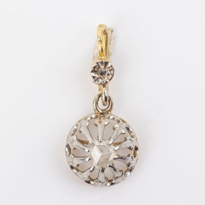 Pendentif diamant taille rose, monture or...