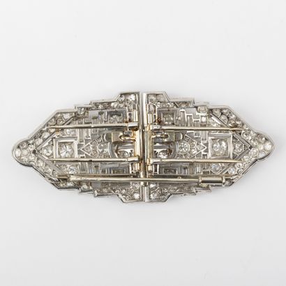 Removable double-clip brooch, main old-cut...