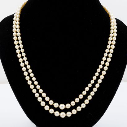 Necklace, double strand of cultured pearls,...