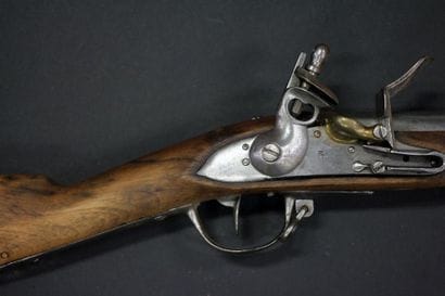 Fusil d'infanterie révolutionnaire arme montée...