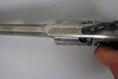 Grand revolver à percussion « Savage » calibre...