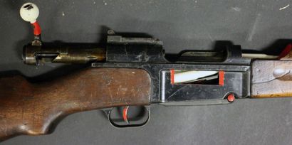 Coupe didactique d'un fusil M.A.S. 36 1er...