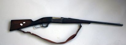 Rare carabine Savage à levier de sous garde...