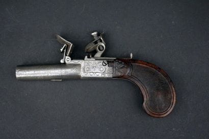 Petit pistolet de gousset à silex à coffre...