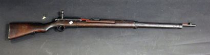 Coupe didactique d'un fusil réglementaire...