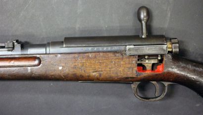 Coupe didactique d'un fusil réglementaire...