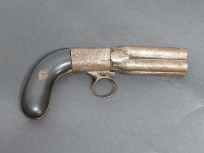 Poivrière système Mariette à 4 canons (damas)...