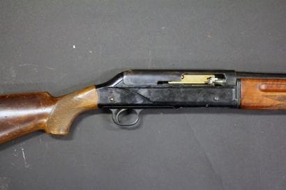 Fusil semi-automatique calibre 20 BREDA....