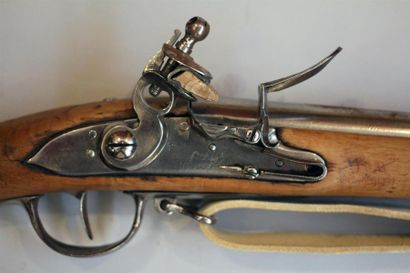 Joli fusil réglementaire français modèle...