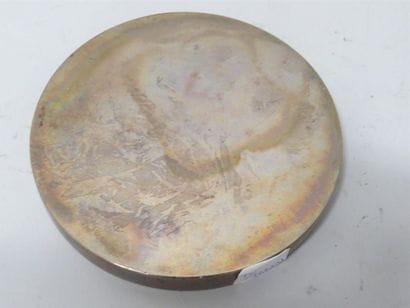 Miroir en bronze à décor d'échassiers. J...