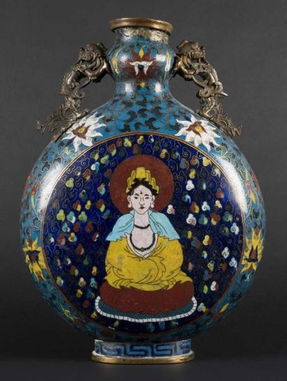 Gourde en bronze et émaux cloisonnés polychromes...