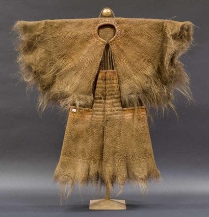Costume et coiffe en feuille de riz (accidents...