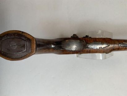 Pistolet à silex modifié à percussion. Arme...