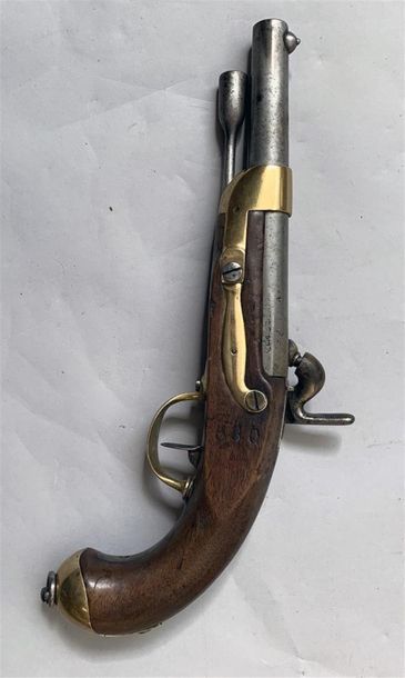 Pistolet réglementaire Français modèle 1822...