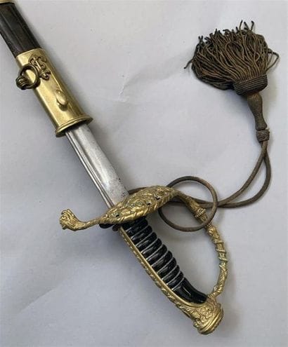 Sabre d'officier de marine française modèle...