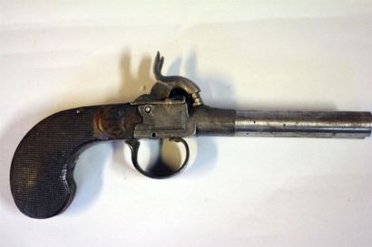 Pistolet à coffre et à percussion à deux...