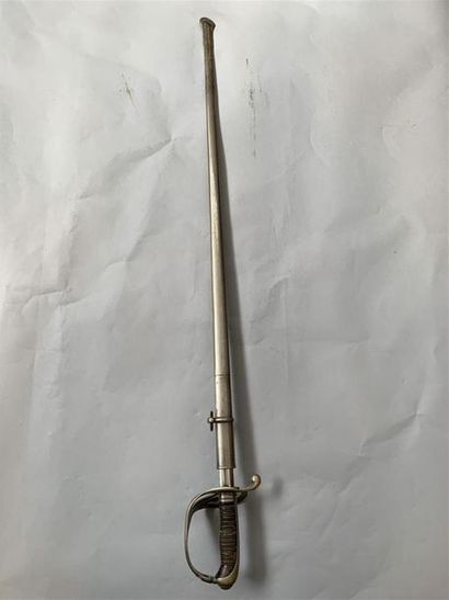 Sabre réglementaire d'Officier français modèle...