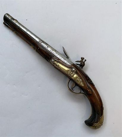 Grand pistolet à silex monté bronze, canon...