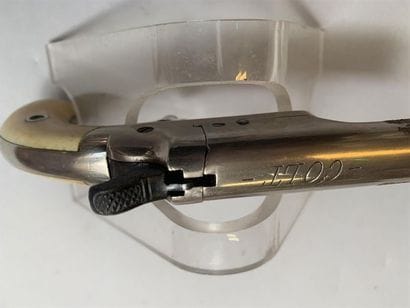 Rare et désirable pistolet de poche de défense...