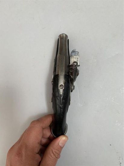 Pistolet de gousset à silex mi XVIII eme,...