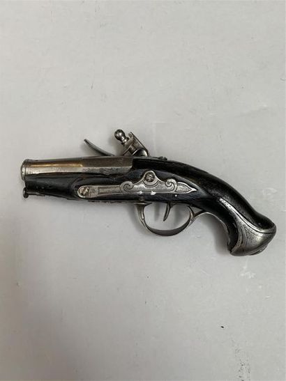 Pistolet de gousset à silex mi XVIII eme,...