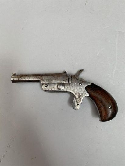 Pistolet Allemand de défense en calibre 6mm...