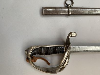 Sabre réglementaire d'Officier français modèle...