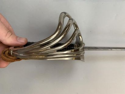 Sabre réglementaire d'Officier français modèle...