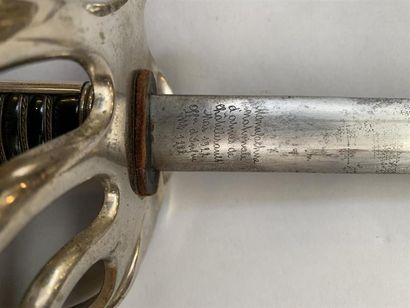 Sabre réglementaire d'Officier français modèle...