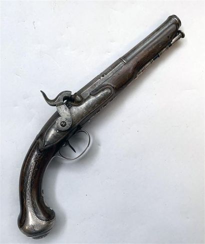 Pistolet issu d'un à silex modifié d'origine...