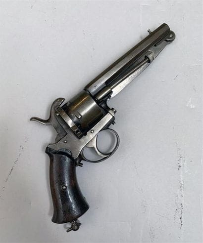 Revolver système Lefaucheux calibre 9mm à...