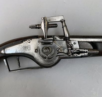 Grand pistolet à rouet tardif 1630/1650 de...