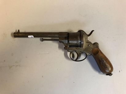 Revolver à broche système Lefaucheux valibre...