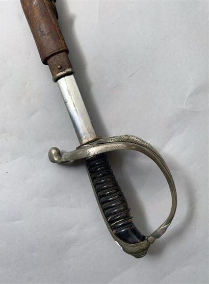 Sabre réglementaire d'Officier français modèle...