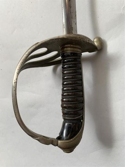 Sabre réglementaire d'Officier français modèle...