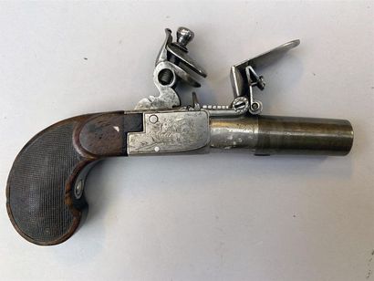 Pistolet de gousset à coffre et à silex....