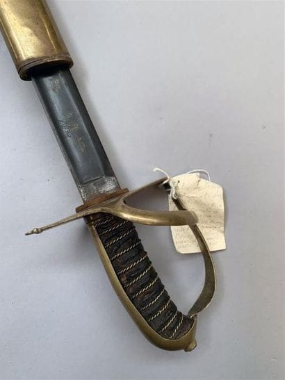 Sabre d'officier d'artillerie composite....