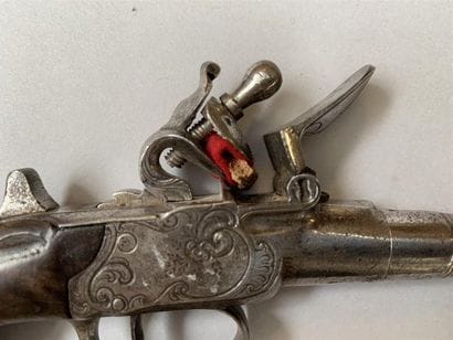 Très joli pistolet de gousset à silex mi...