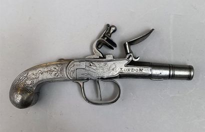 Très joli pistolet à silex tout fer de poche...