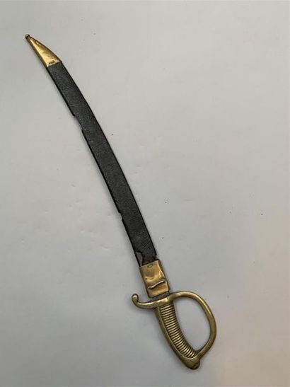 Lot de trois sabres français comprenant :...
