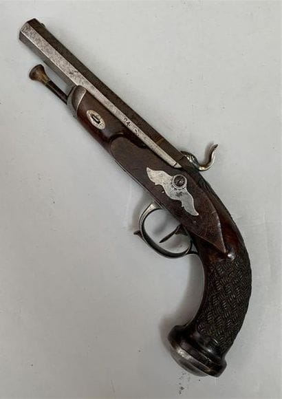 Pistolet à percussion par Guizon-Chabat à...