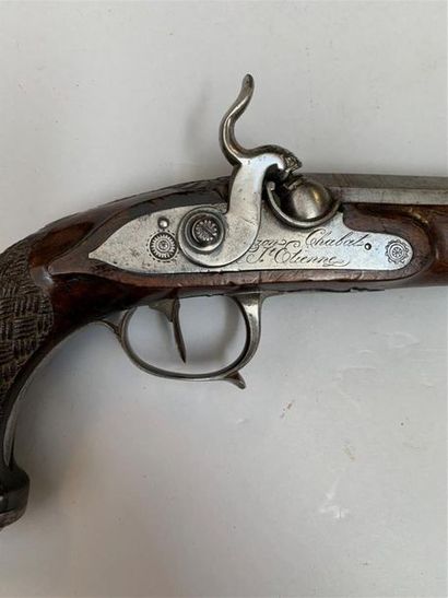 Pistolet à percussion par Guizon-Chabat à...