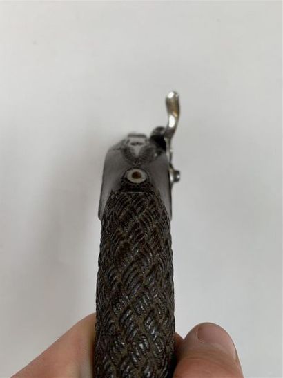 Pistolet à percussion par Guizon-Chabat à...