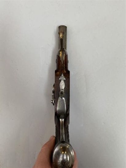 Pistolet à percussion par Guizon-Chabat à...