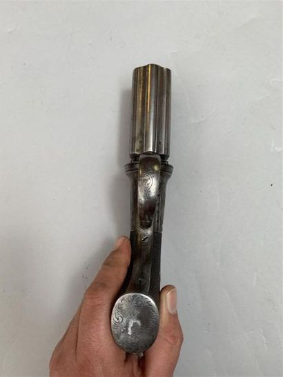 Grande poivrière de poche par 