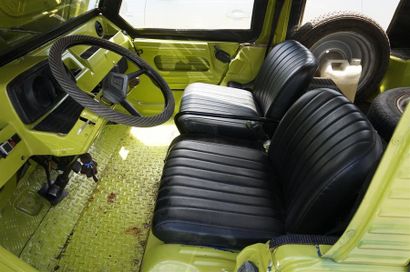 CITROËN MÉHARI
CITROEN Mehari,
Véhicule 2...