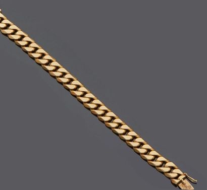 18 k (750 thousandths) yellow gold bracelet...